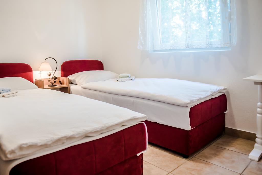 Ana Stjepan Nikolic - Pilgrim'S 2Nd Home Međugorje Eksteriør billede