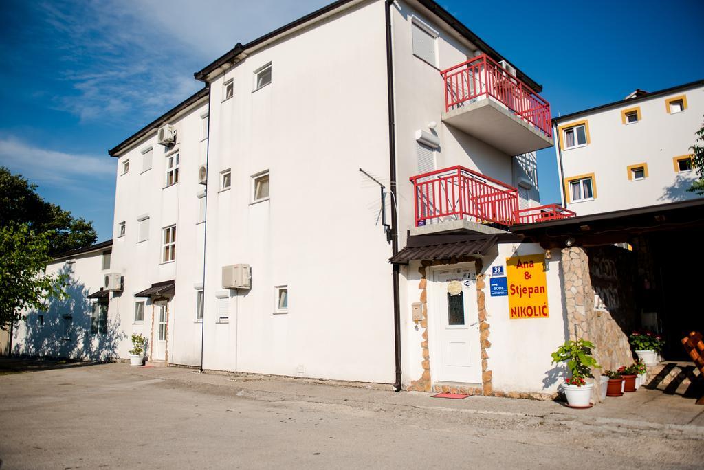 Ana Stjepan Nikolic - Pilgrim'S 2Nd Home Međugorje Eksteriør billede