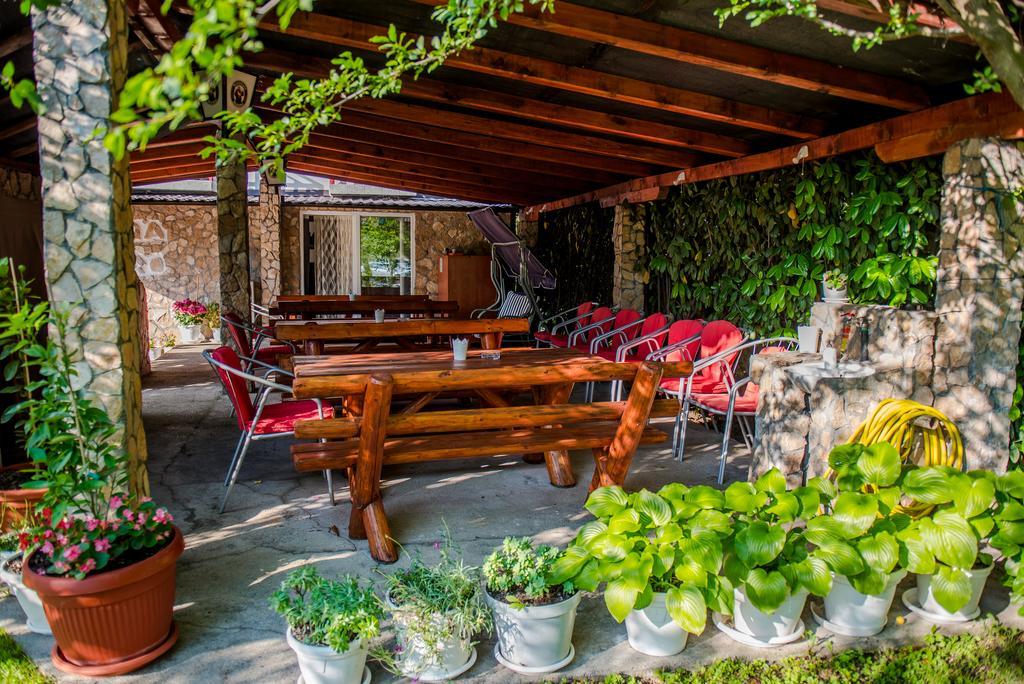 Ana Stjepan Nikolic - Pilgrim'S 2Nd Home Međugorje Eksteriør billede