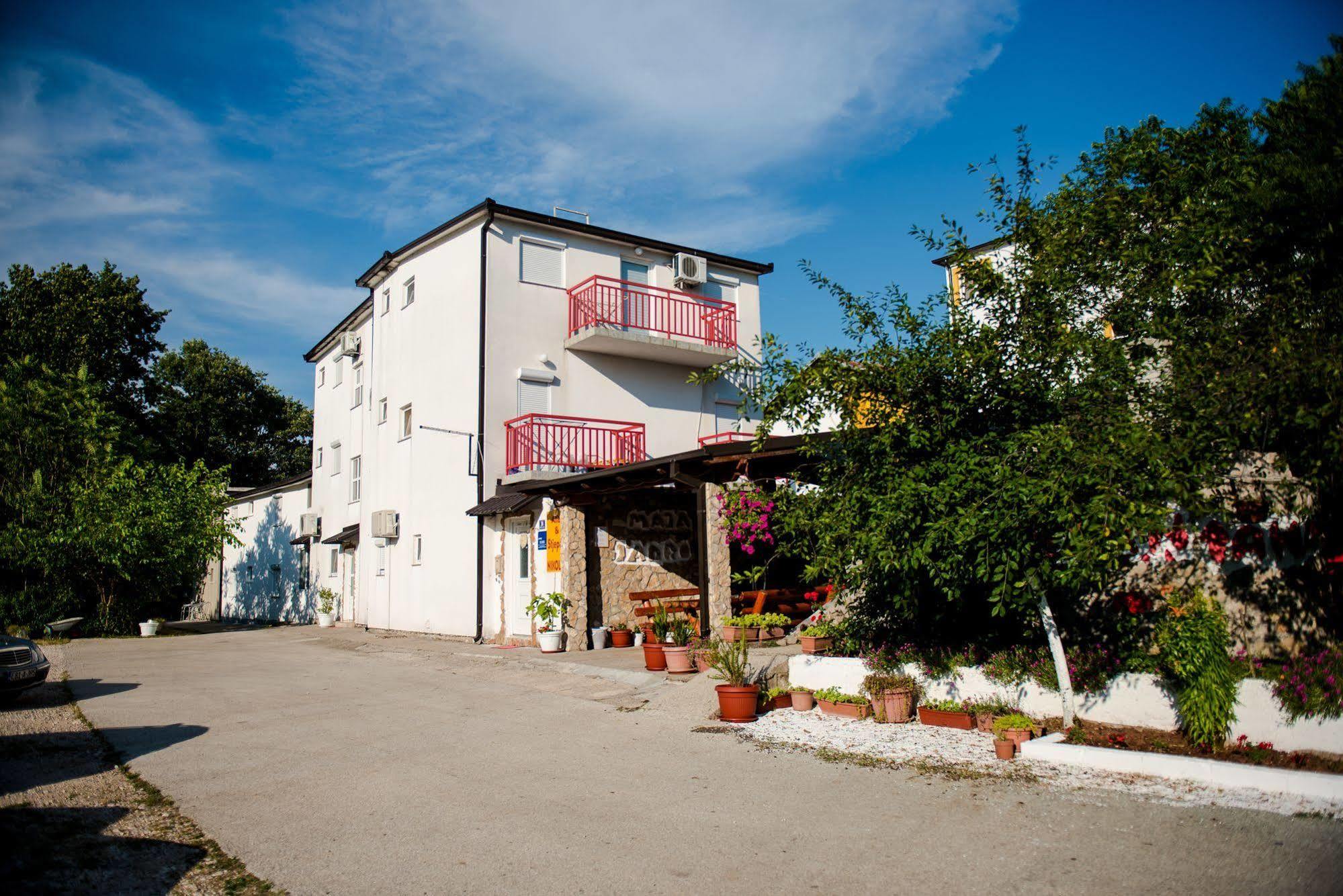Ana Stjepan Nikolic - Pilgrim'S 2Nd Home Međugorje Eksteriør billede